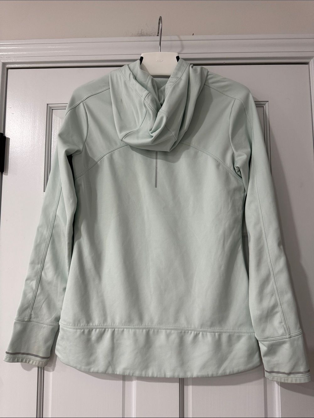 Athleta Sz Small Light Mint Hoodie Polyester Pullover Sweatshirt Kangaroo Pocket - Picture 9 of 14
